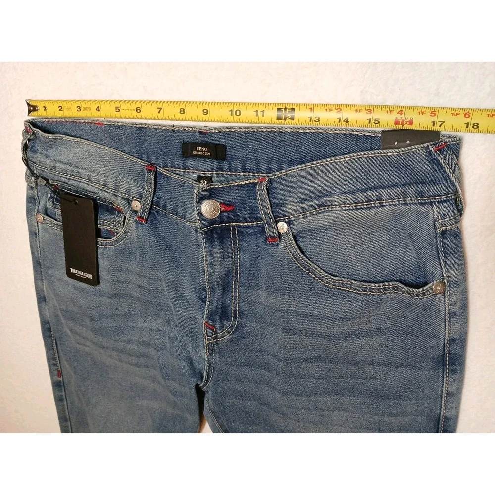True Religion Geno Big T Flap Jeans Mens 34x32 NWT Light Pacific Wash Slim